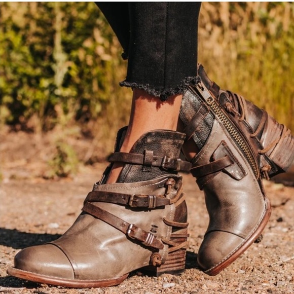 freebird Shoes - ⭐️Freebird Crue in Grey Multi⭐️